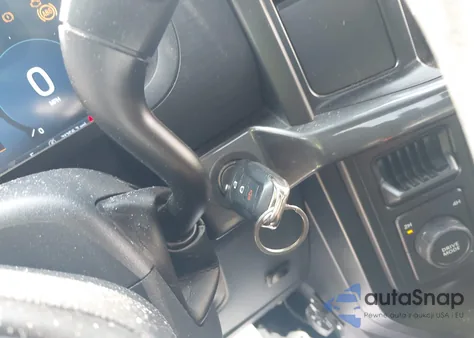 2024 Ford F150 Stx из США, поврежденный, VIN 1FTFW2L58RKE32798